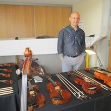 Luthier, exposition d'instruments anciens avril 2023